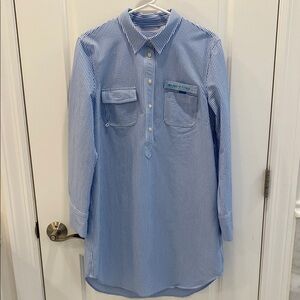 New Vineyard vines Shirtdress